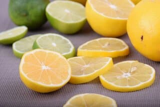 gezondheidsvoordelen van citroen en limoen citrusvruchten immuunsysteem bestrijden infecties
